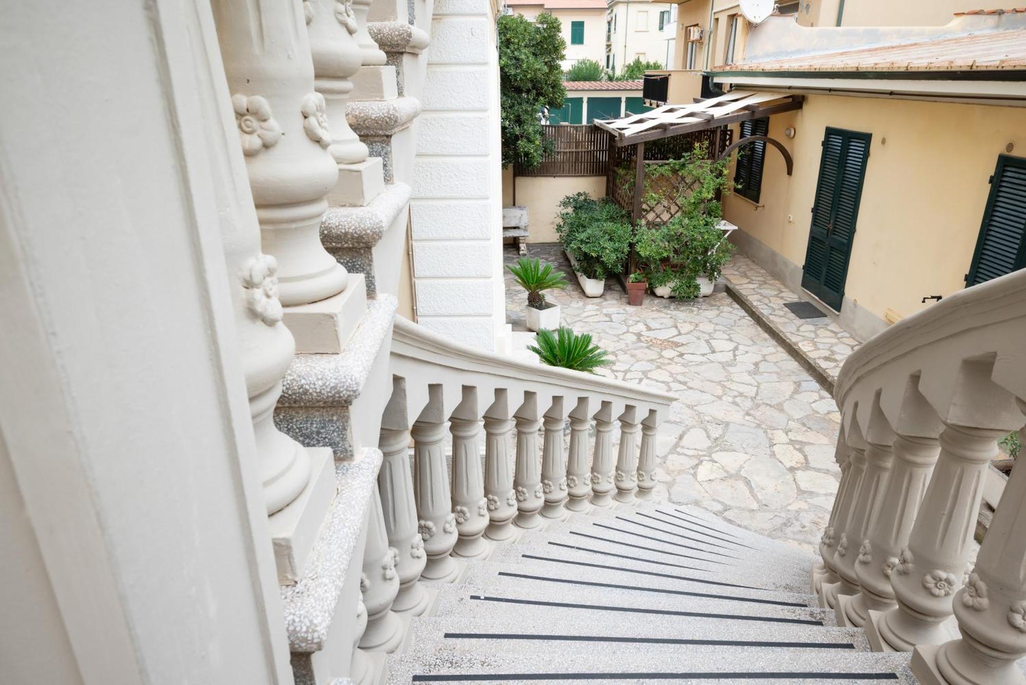 Villa Liberty San Vincenzo Ngoại thất bức ảnh